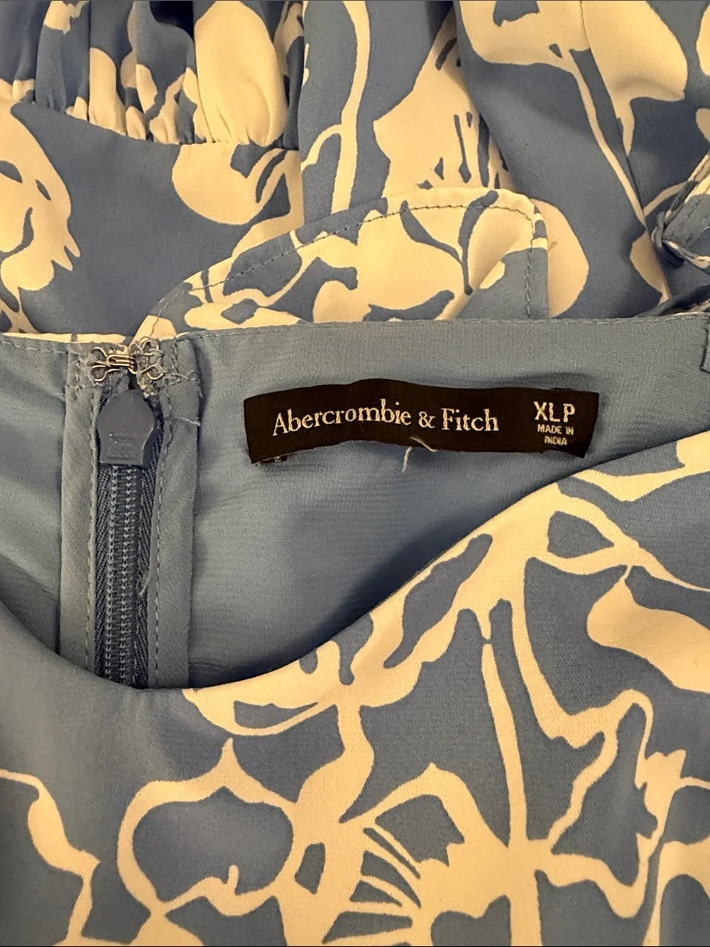 Abercrombie & Fitch Blue and White Floral Tiered Maxi Dress